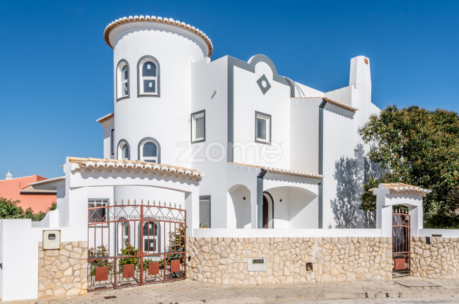MORADIA T3+1 RENOVADA COM VISTA MAR – CERRO DAS MÓS, LAGOS! #002
