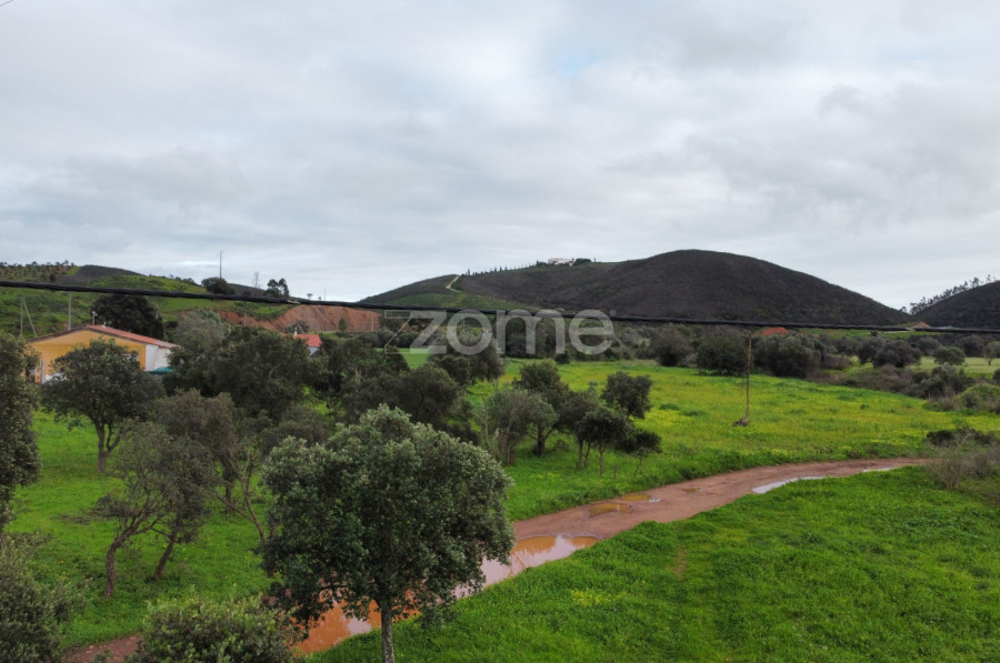 TERRENO RÚSTICO DE 17,75 HECTARES – OPORTUNIDADE ÚNICA NO ALGARVE! #011